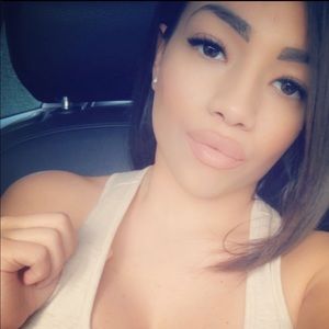 Meet your Posher, Priscilla